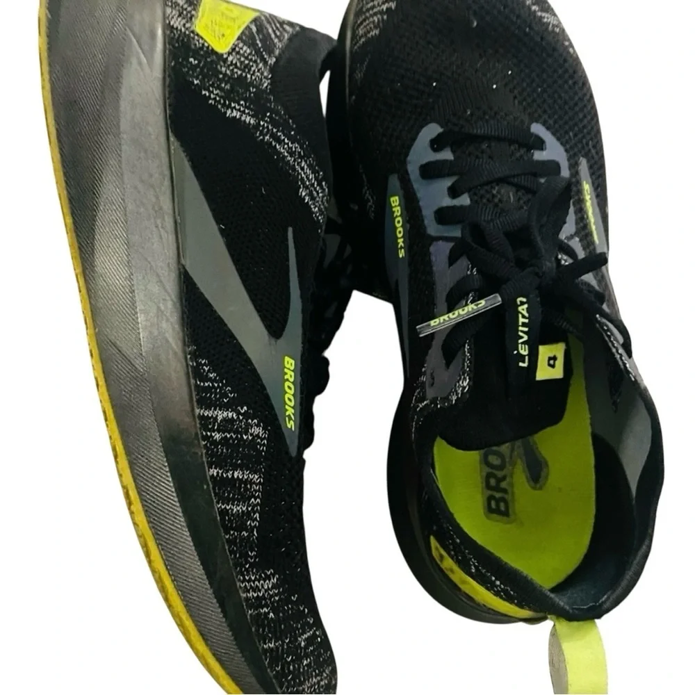 Brooks Black and Yellow Athletic Running Shoes - Picture 1 of 2